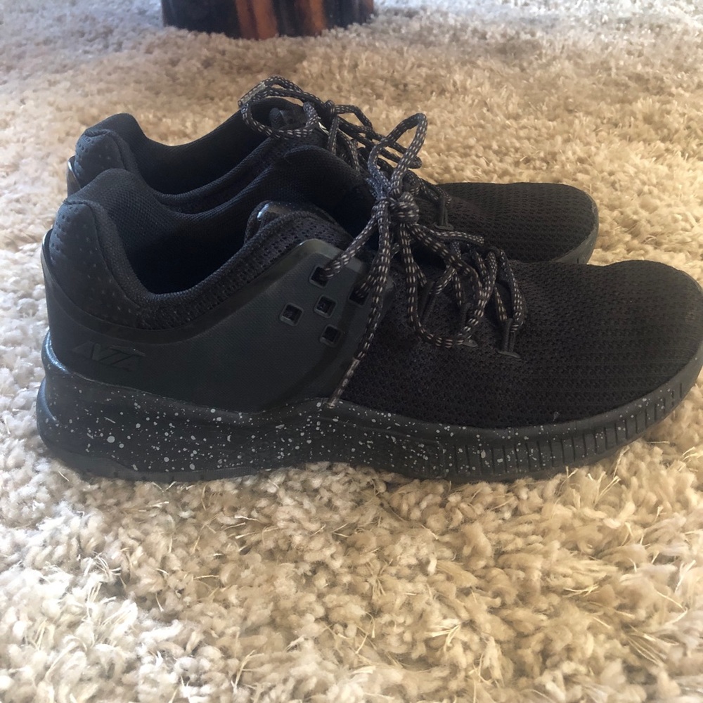 AVIA Men black sneakers running shoes